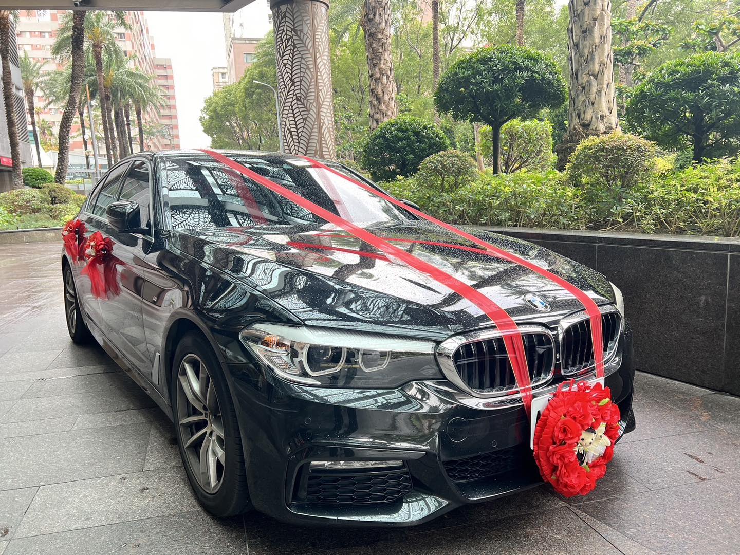 中部結婚禮車推薦-1台中禮車 台中結婚禮車 婚禮禮車推薦 (永愛幸福結婚禮車 )