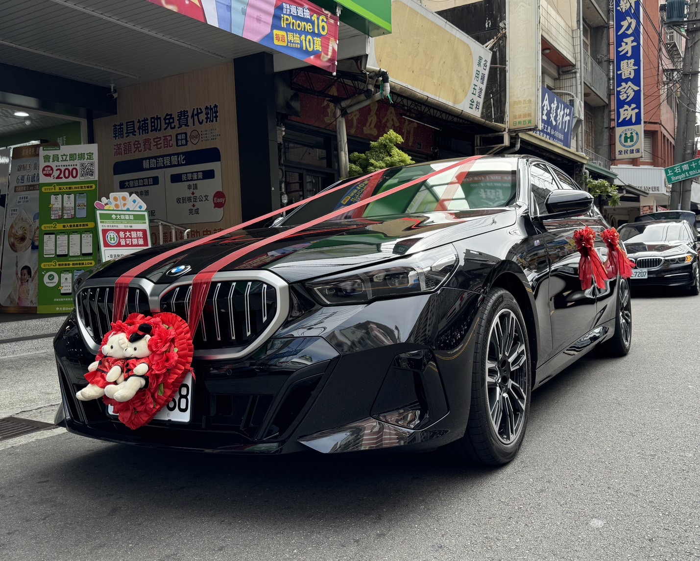 台中結婚禮車熱門車款-BMW G60 五系列轎房車